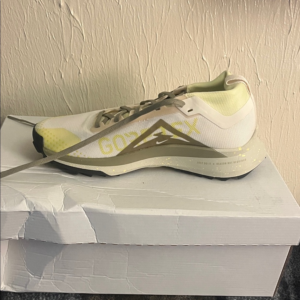 GORE-TEX White and Yellow Trail Shoes